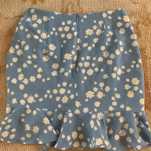 Daisy Mini skirt - Picture 2 of 3